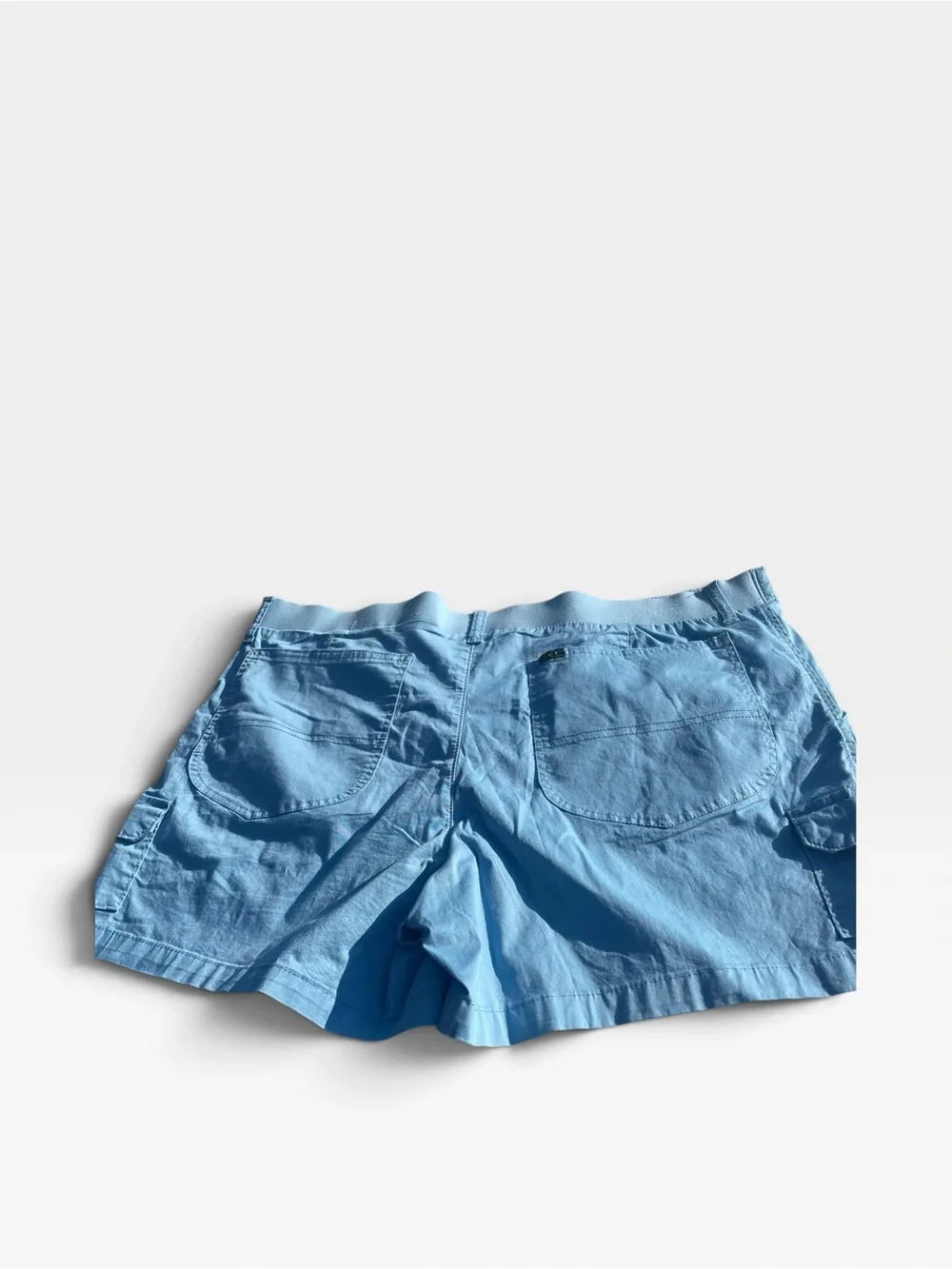 Lee Women's Sky Blue Cargo Shorts size 22 m waist approximately 22 in